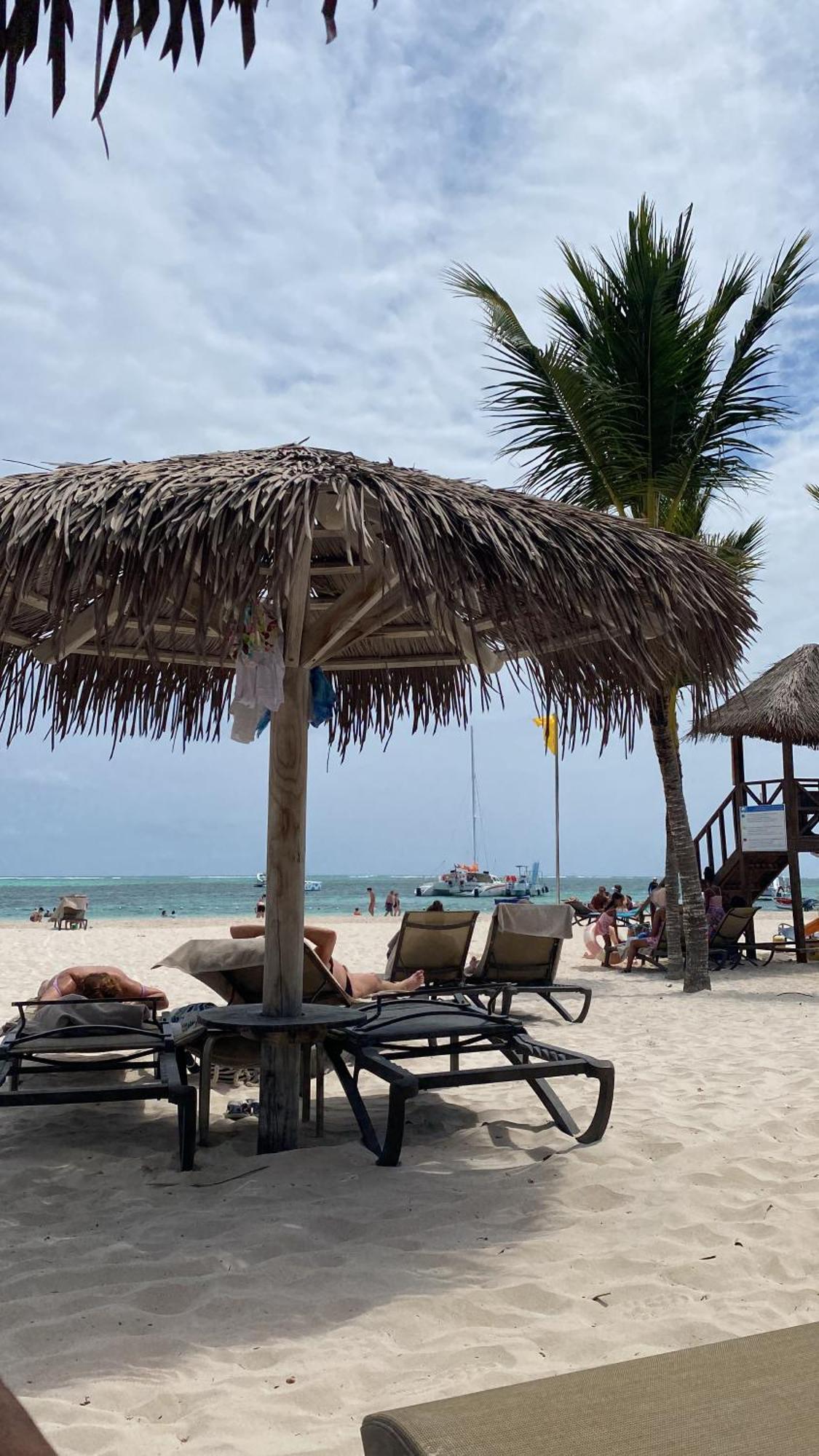 Madonna Pool Beach Los Corales 蓬塔卡纳 外观 照片